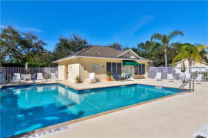 489 7th St, Vero Beach, FL 32962, Sold 07/28/21
