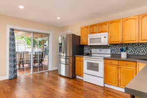 6991 Athena Dr, Lake Worth, FL 33463, Sold 08/13/21