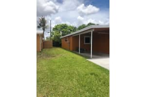 754 Hibiscus Dr, Royal Palm Beach, FL 33411, Sold 08/19/21