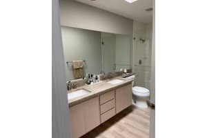 5702 Red Oak Ct, Palm Beach Gardens, FL 33410, Sold 07/20/21