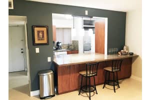 866 SW 9th St Cir, Boca Raton, FL 33486, Sold 08/23/21