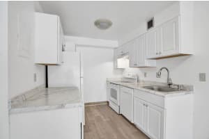 634 NW 13th St, Boca Raton, FL 33486, Sold 07/01/21