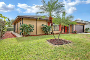 2557 Canterbury Dr N, Riviera Beach, FL 33407, Sold 07/15/21