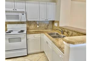 651 Okeechobee Blvd, West Palm Beach, FL 33401, Sold 07/01/21