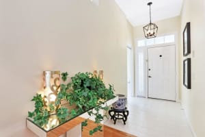 197 E Tall Oaks Cir, Palm Beach Gardens, FL 33410, Sold 08/09/21