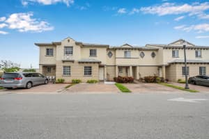 963 Lucaya Dr, Riviera Beach, FL 33404, Sold 07/21/21