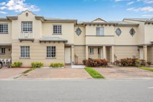 963 Lucaya Dr, Riviera Beach, FL 33404, Sold 07/21/21