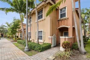 5860 Siena Ln, Hollywood, FL 33021, Sold 08/11/21