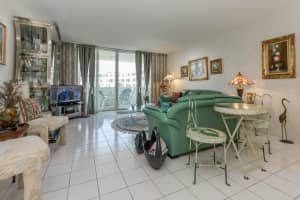 2773 S Ocean Blvd, Palm Beach, FL 33480, Sold 07/12/21