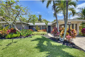 350 SW 13th St, Boca Raton, FL 33432, Sold 07/30/21