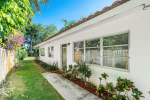 518 S Atlantic Dr, Lake Worth, FL 33462, Sold 06/04/21