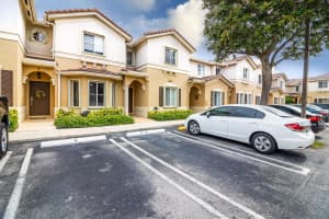 8862 W Flagler St, Miami, FL 33174, Sold 09/15/21