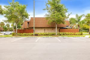 1402 Nebraska Ave, Fort Pierce, FL 34950, Sold 06/25/21