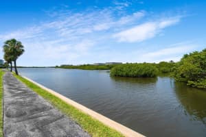 2195 Ibis Isle Rd, Palm Beach, FL 33480, Sold 01/04/22