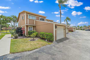 51 Maplecrest Cir, Jupiter, FL 33458, Sold 07/08/21