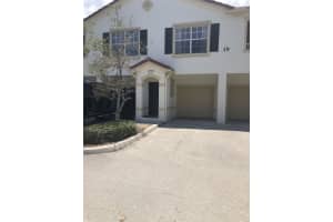 272 SE Kitching Cir, Stuart, FL 34994, Sold 06/18/21