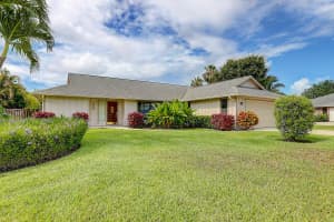 2085 NE Ocapi Ct, Jensen Beach, FL 34957, Sold 09/27/21