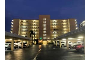 501 Lake Shore Dr, West Palm Beach, FL 33403, Sold 07/09/21