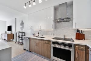 236 SE 5th Ave, Delray Beach, FL 33484, Sold 08/10/21