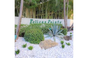 30 Pelican Pointe Dr, Delray Beach, FL 33483, Sold 01/14/22