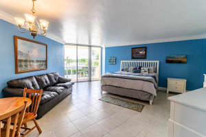 2800 N Flagler Dr, West Palm Beach, FL 33407, Sold 09/10/21