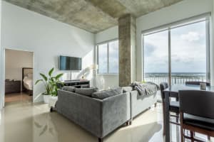 300 S Australian Ave, West Palm Beach, FL 33401, Sold 08/16/21
