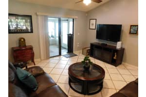 117 Sherwood Dr, Royal Palm Beach, FL 33411, Sold 06/28/21