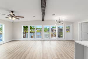 131 SE Paradise Pl, Stuart, FL 34997, Sold 07/28/21