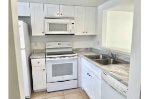 3902 NW 90th Ave, Sunrise, FL 33351, Sold 07/12/21