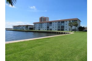 410 Wilma Cir, Riviera Beach, FL 33404, Sold 07/12/21
