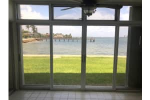 410 Wilma Cir, Riviera Beach, FL 33404, Sold 07/12/21
