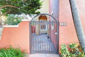 186 Lake Monterey Cir, Boynton Beach, FL 33426, Sold 08/11/21