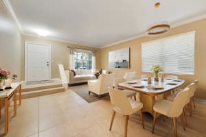 8213 Calterra Dr, Palm Beach Gardens, FL 33418, Sold 10/27/21