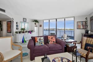 2860 S Ocean Blvd, Palm Beach, FL 33480, Sold 11/22/21