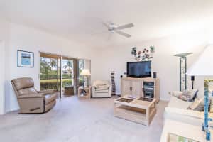 2407 Fairway Dr N, Jupiter, FL 33477, Sold 07/16/21