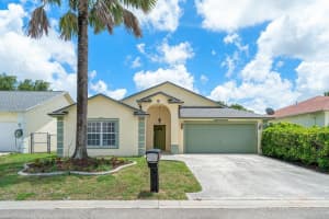 277 Malibu Cir, Greenacres, FL 33413, Sold 07/09/21