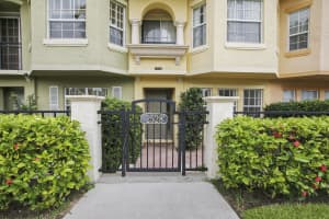 2528 Gardens Pkwy, Palm Beach Gardens, FL 33410, Sold 07/26/21