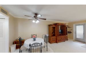 52 Dorchester Way, West Palm Beach, FL 33417, Sold 08/27/21