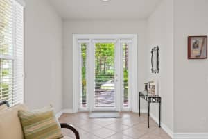 116 W Bay Cedar Cir, Jupiter, FL 33458, Sold 09/02/21