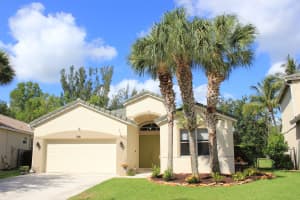 180 Seminole Lakes Dr, Royal Palm Beach, FL 33411, Sold 07/16/21