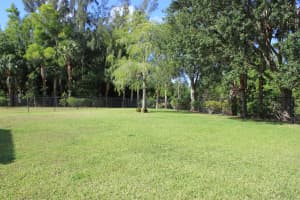 180 Seminole Lakes Dr, Royal Palm Beach, FL 33411, Sold 07/16/21