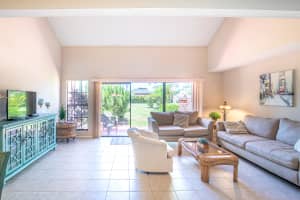3510 SE Sandpiper Cir, Port St. Lucie, FL 34952, Sold 08/16/21