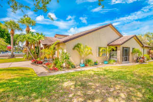 198 Meander Cir, Royal Palm Beach, FL 33411, Sold 07/30/21