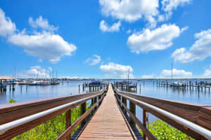 415 NW North River Dr, Stuart, FL 34994, Sold 07/20/21