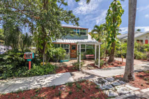 733 New York St, West Palm Beach, FL 33401, Sold 07/28/21