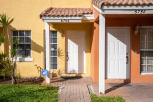 6756 Sienna Club Dr, Lauderhill, FL 33319, Sold 07/22/21