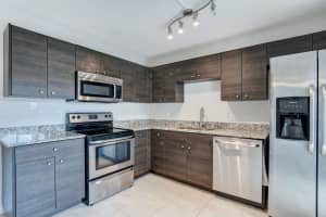 2108 White Pine Cir, Greenacres, FL 33415, Sold 09/21/21