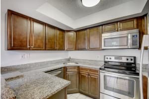 3900 Village Dr, Delray Beach, FL 33445, Sold 07/14/21