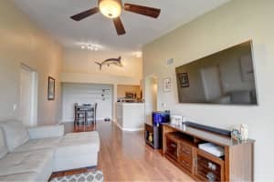 122 Villa Cir, Boynton Beach, FL 33435, Sold 09/14/21