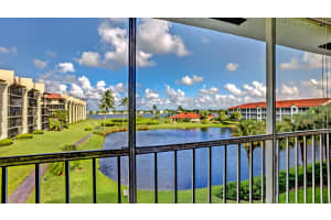 102 Half Moon Cir APT A3, Hypoluxo, FL 33462, Sold 09/09/21